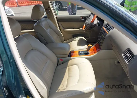 1998 Lexus Ls 400 z USA, uszkodzony, nr VIN JT8BH28F1W0127286